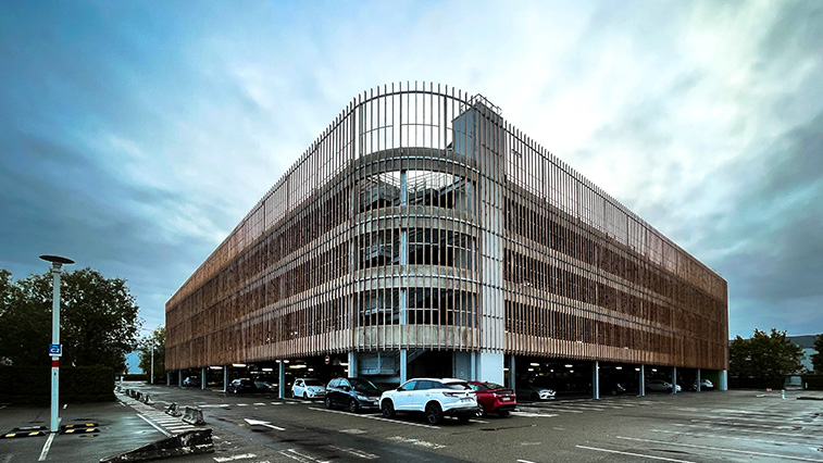 RENAULT Parking Silo 800 places - aotu architecte - agence d'architecture a Lyon