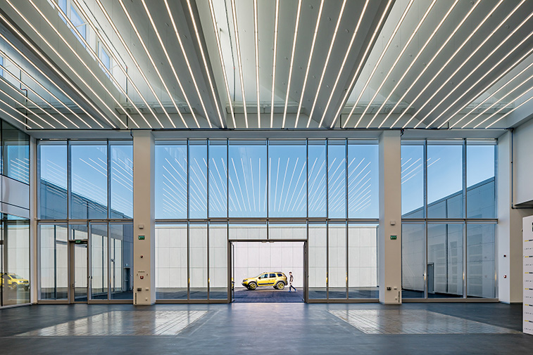 Renault Bucharest Connected (interior) - aotu architecte - agence d'architecture a Lyon