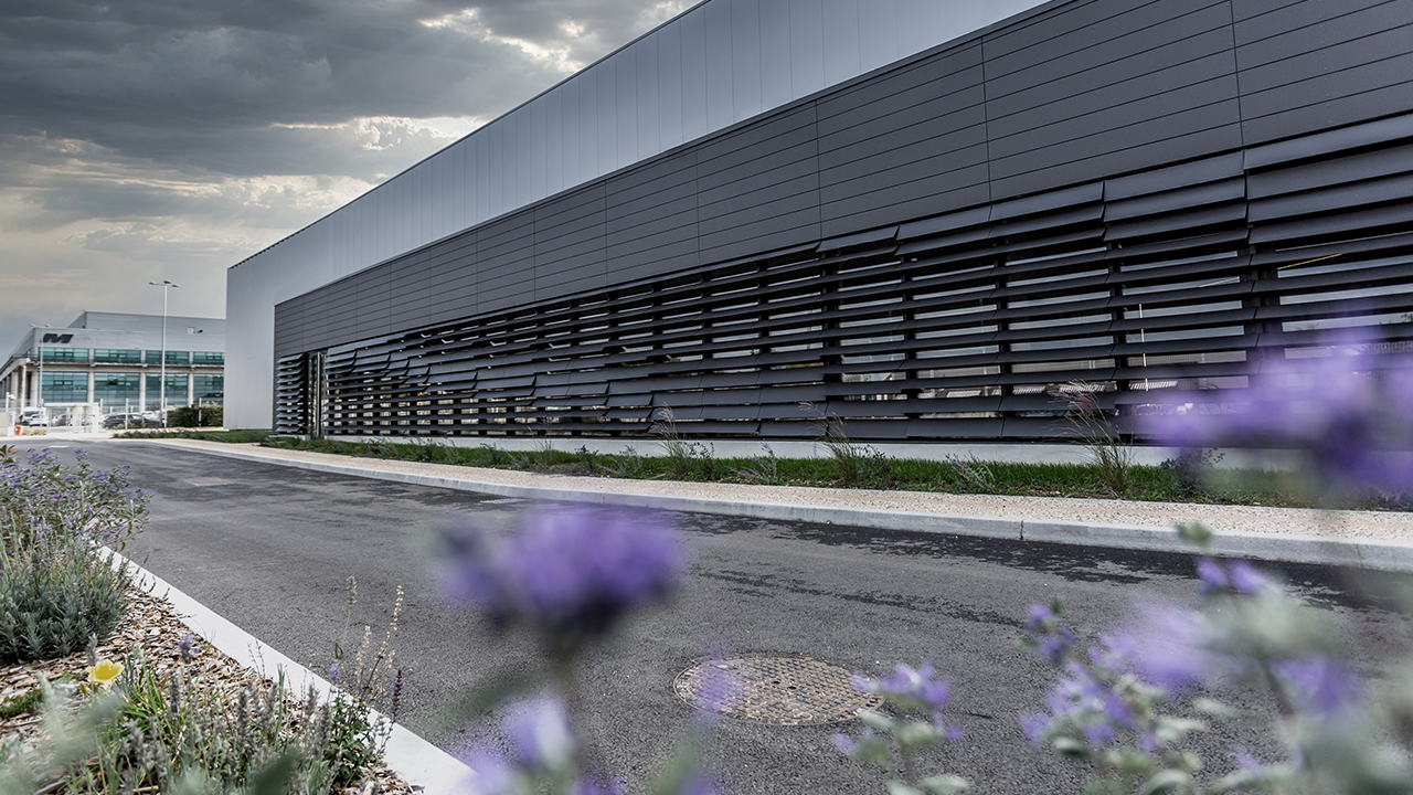 Batiment Architecte Bourges Aeroport - avenue d'issoudun bourges